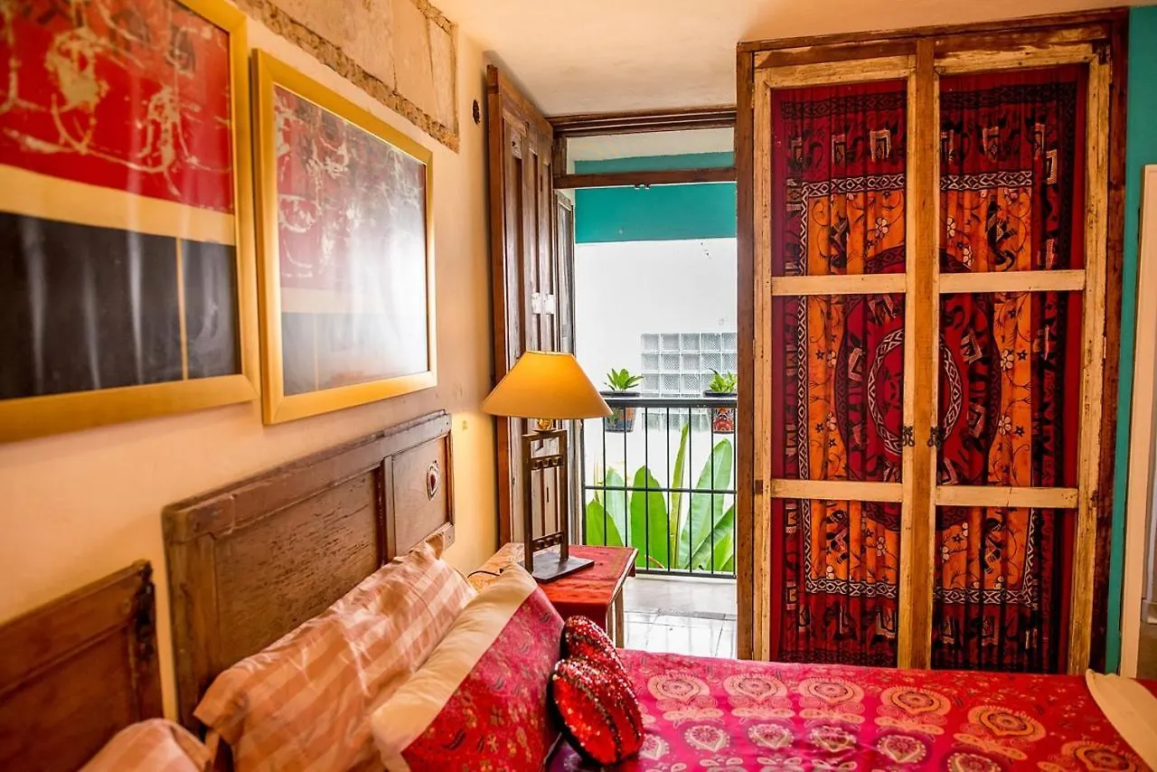 Casa De Los Xolos - Majikal B&B 메리다 0*,